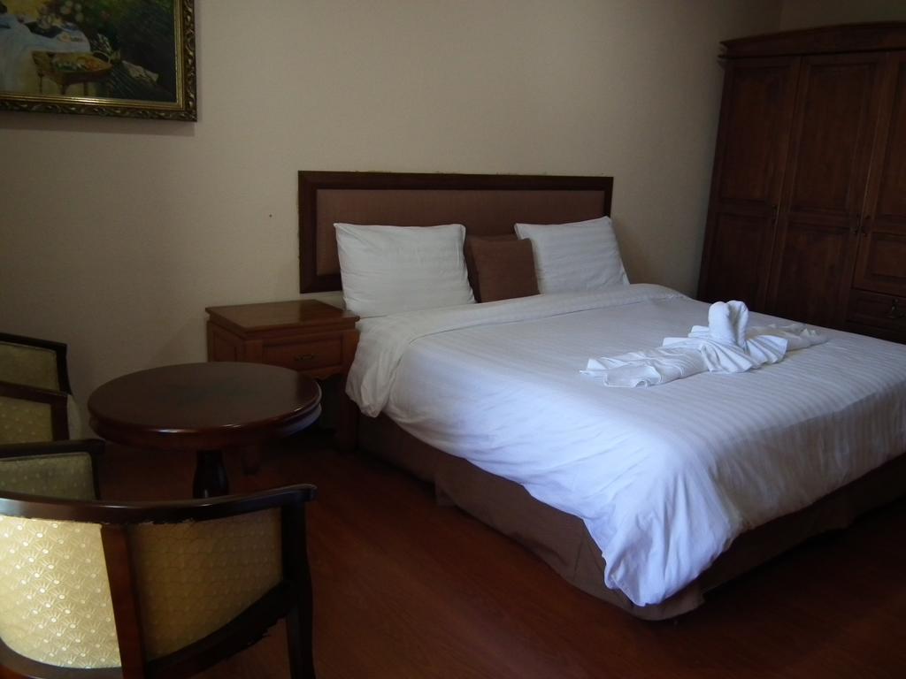 Abricole At Pattaya Hill Apartment Exterior photo