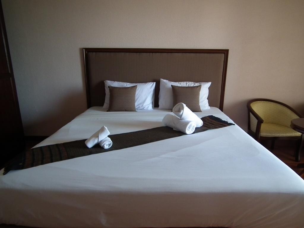 Abricole At Pattaya Hill Apartment Exterior photo